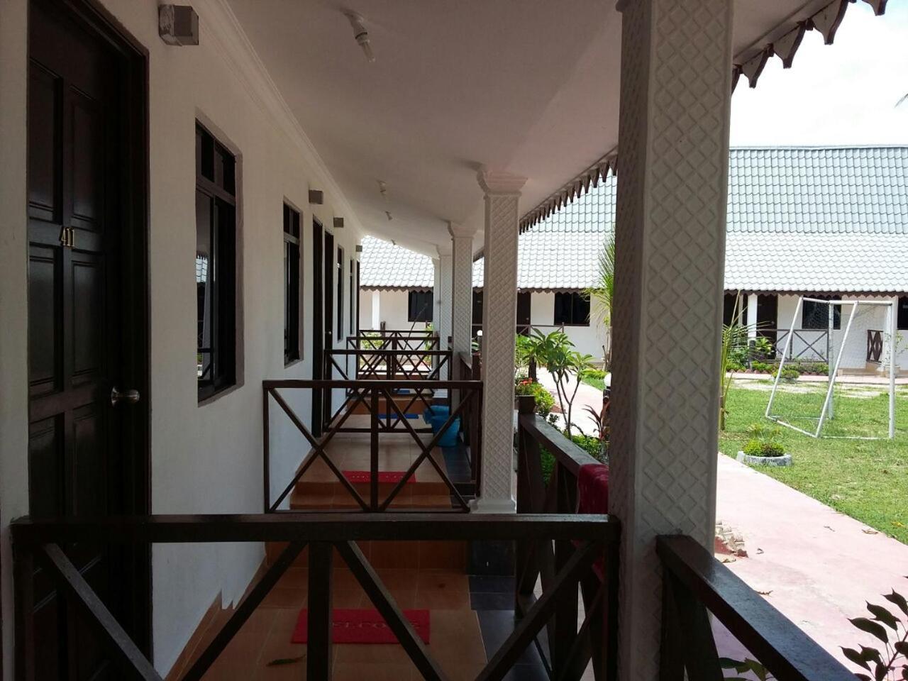 Rasa Senang Villa -Islam Guest Only Pantai Cenang  Esterno foto