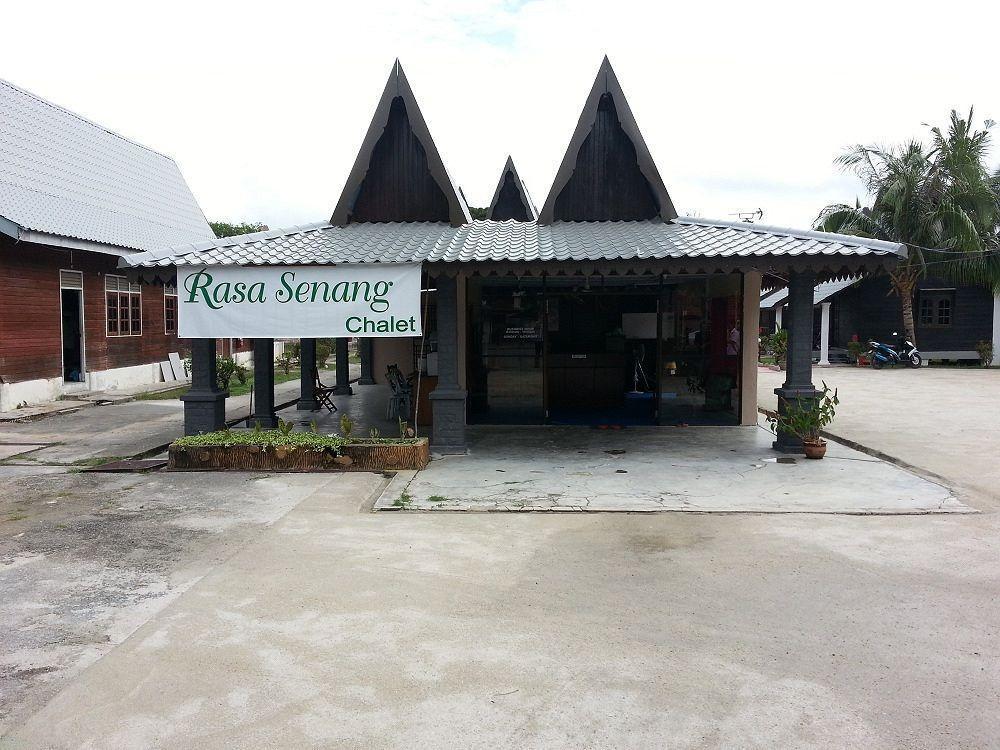 Rasa Senang Villa -Islam Guest Only Pantai Cenang  Esterno foto
