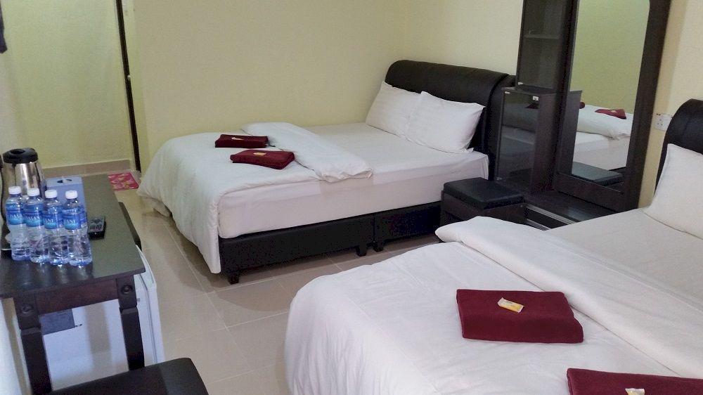 Rasa Senang Villa -Islam Guest Only Pantai Cenang  Esterno foto