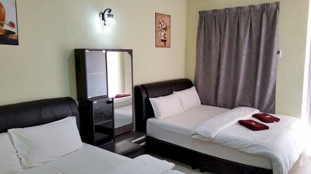 Rasa Senang Villa -Islam Guest Only Pantai Cenang  Esterno foto