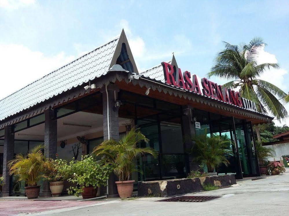 Rasa Senang Villa -Islam Guest Only Pantai Cenang  Esterno foto