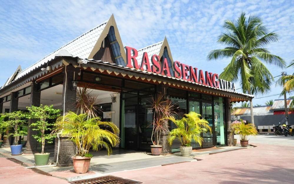 Rasa Senang Villa -Islam Guest Only Pantai Cenang  Esterno foto