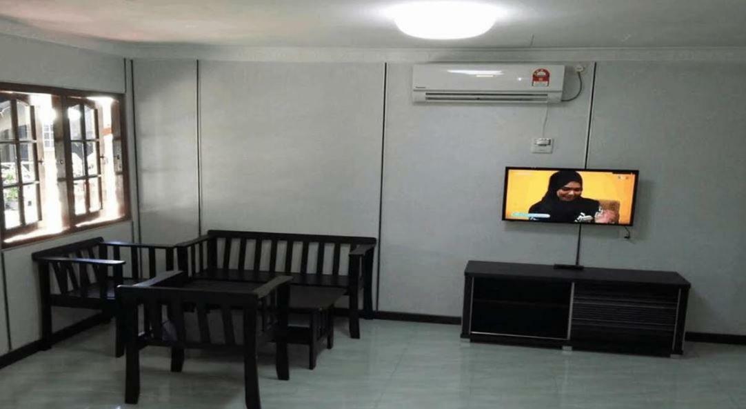 Rasa Senang Villa -Islam Guest Only Pantai Cenang  Esterno foto